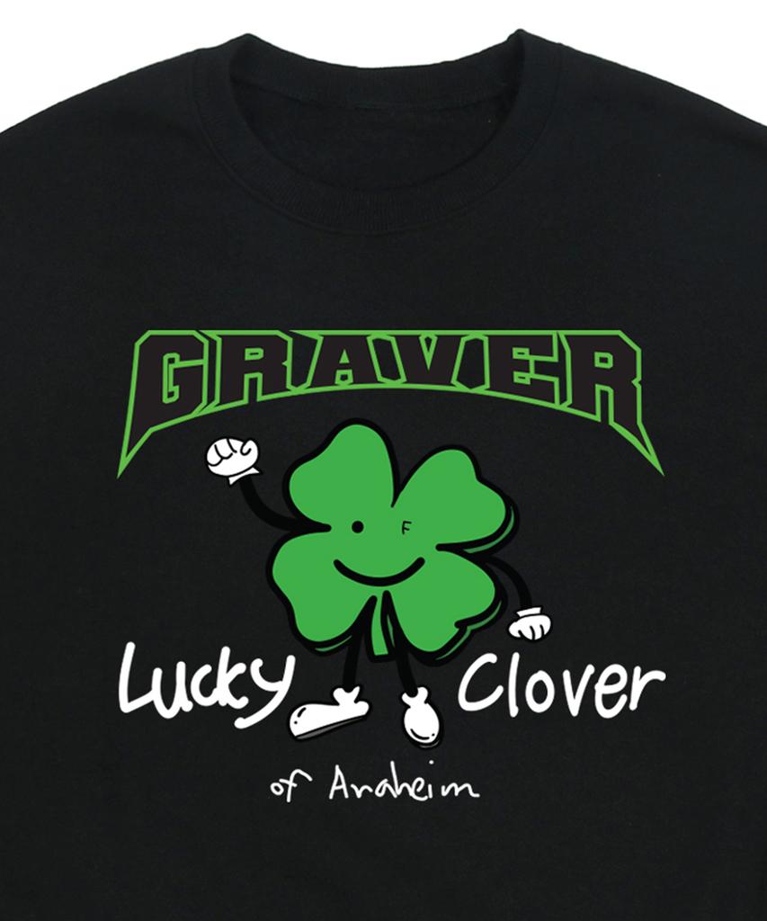 GRAVER [Unisex] Lucky Clover Center Sweatshirt_Black