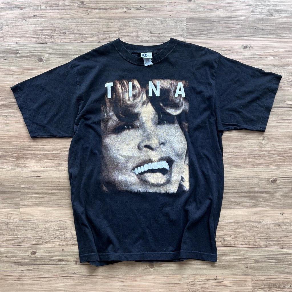 Tina Turner 90s Retro style Black T shirt Short Sleeve tee NH27392