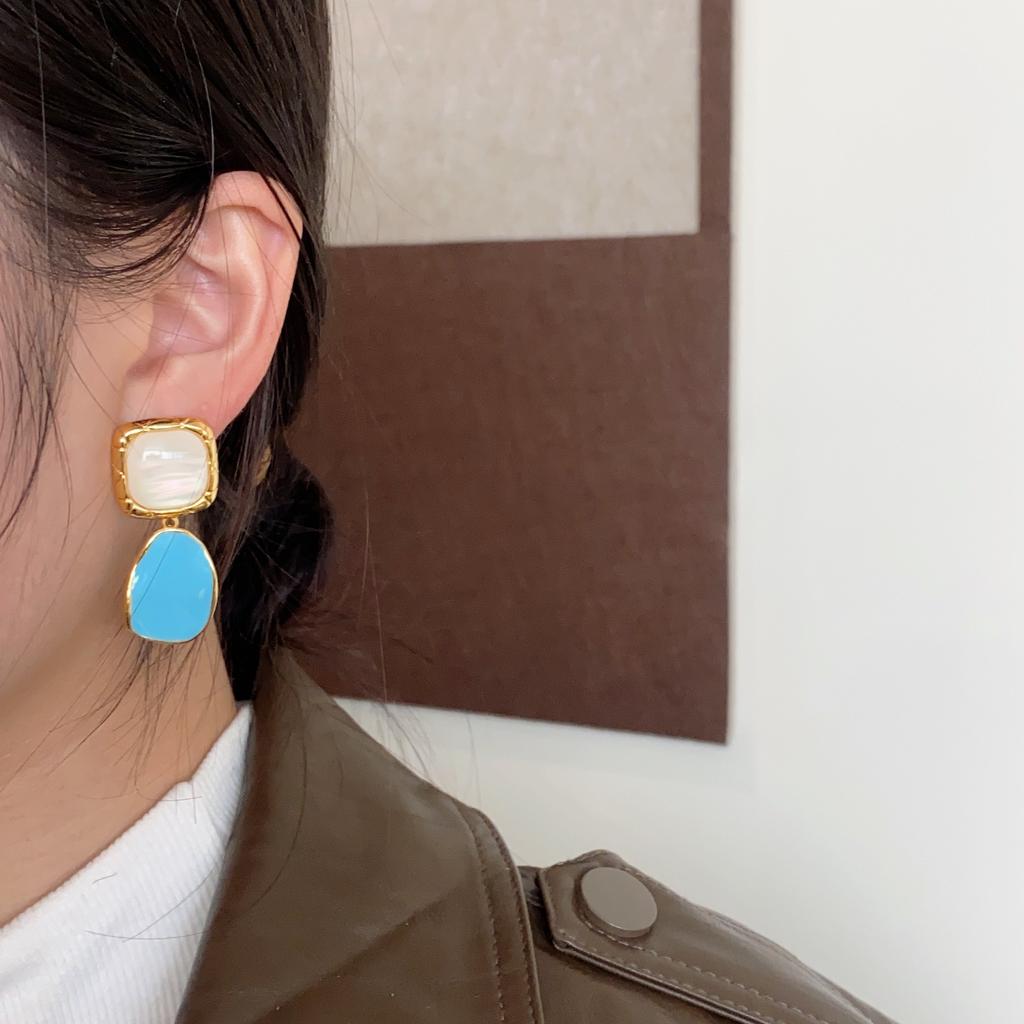 Серьги Shell Lake Water Orchid, темпераментные серьги в стиле знаменитостей в Гонконге, ретро-серьги премиум-класса в стиле французской Хепберн