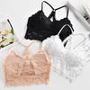 Очаровательный спортивный бюстгальтер с кружевом и перекрещивающимися бретелями сзади - без стального кольца