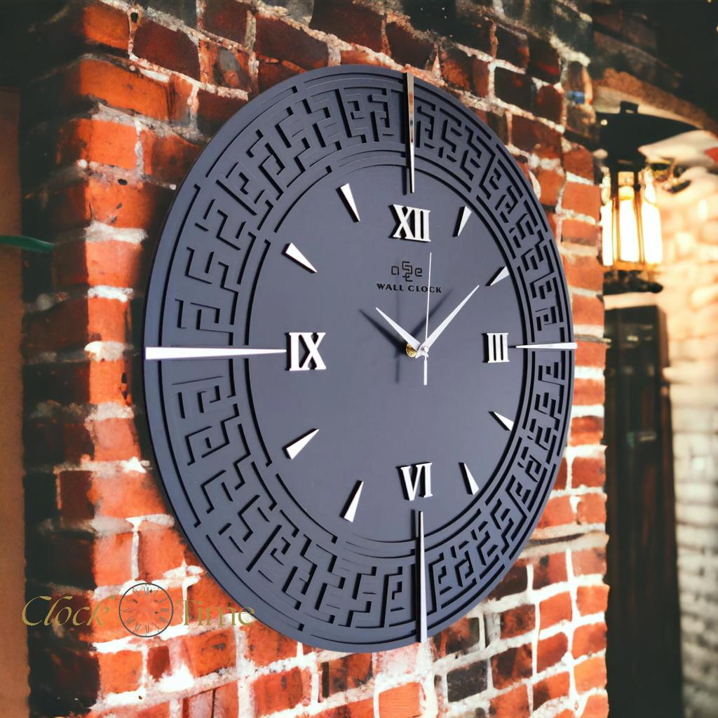 Специальные настенные часы с декоративным зеркалом 50х50см