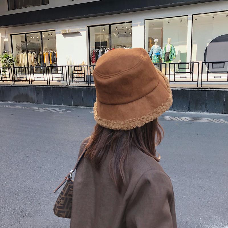 Модная зимняя женская шляпа-ведро из плюшевой ткани «овечья шерсть» для стильных и теплых нарядов