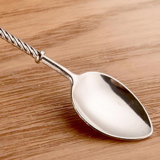 Кофейная ложка с заостренным наконечником и длинной ручкой, ретро-резьба, пищевая многоцелевая посуда, цинковый сплав, столовая ложка для смешивания и размешивания, десертная чайная ложка, кухонный инструмент