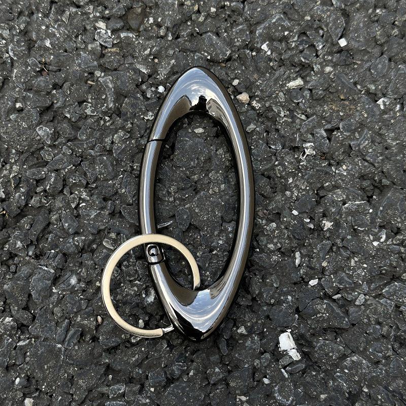 Брелок-подвеска Ainsworth Star с металлическим карабином-украшением