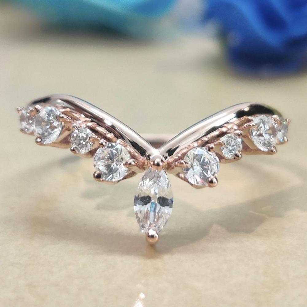 New Crown Water Drop Pear-shaped Zircon Ring, Platinum-plated Zircon Horse Eye Engagement Ring