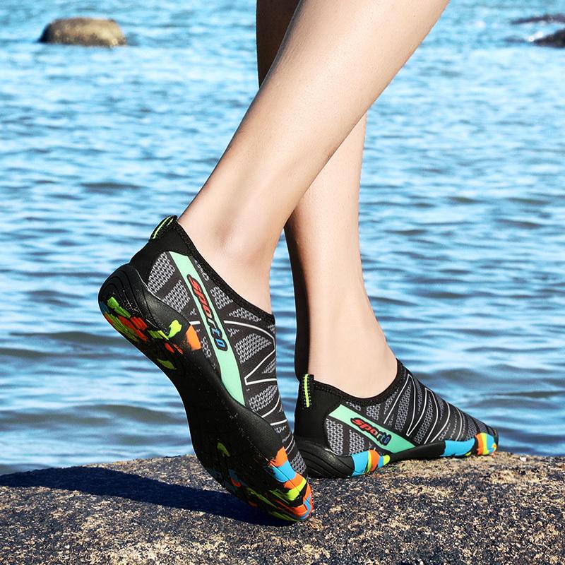 Men Women Aqua Water Shoes Quick Dry Barefoot Swim Sandals Drainage Wading Sneakers for Beach Yoga Diving Surf Camping Running