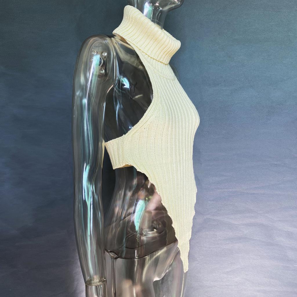 Women's High Neck Irregular Sexy Backless Woolen Knitted Vest Top