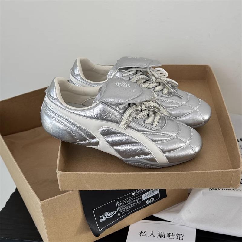 Мягкая коровья кожа~ Обувь Dexun женская 2025 новая ретро на плоской подошве обувь Форреста Гампа шлепанцы повседневная спортивная обувь белая обувь тренд