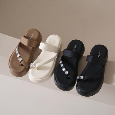 Мода Новыемодные тапочки ЖенскиеЛетние туфли на плоской подошве Женские шлепанцы на платформе Med Резиновые шлепанцы Pantofle Мода Гавайский блеск Роскошь