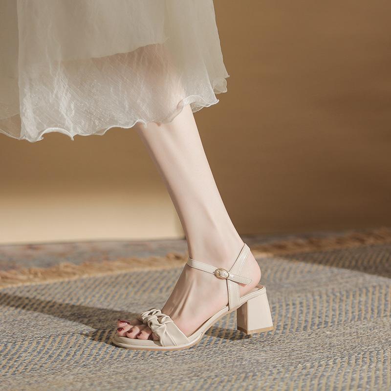 Модные сандалии на высоком каблуке из мягкой плиссированной кожи женские однотонные sandalias de mujer лето 2025 женские элегантные летние туфли sandales