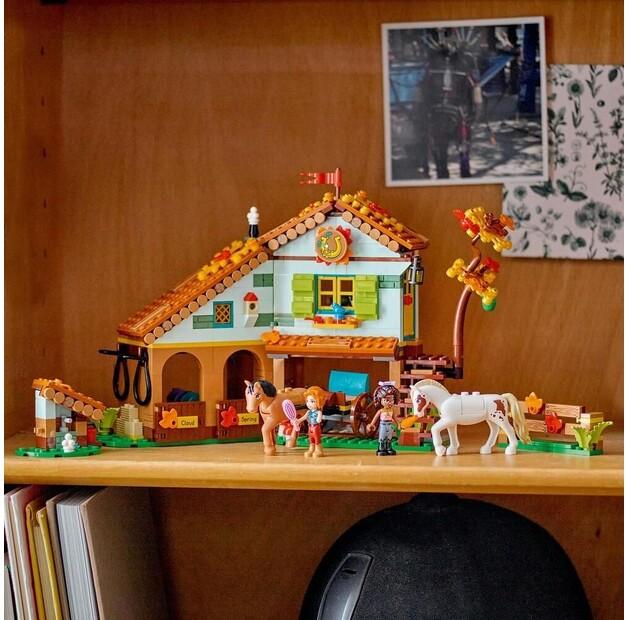 LEGO Friends 41745 Осенняя конюшня