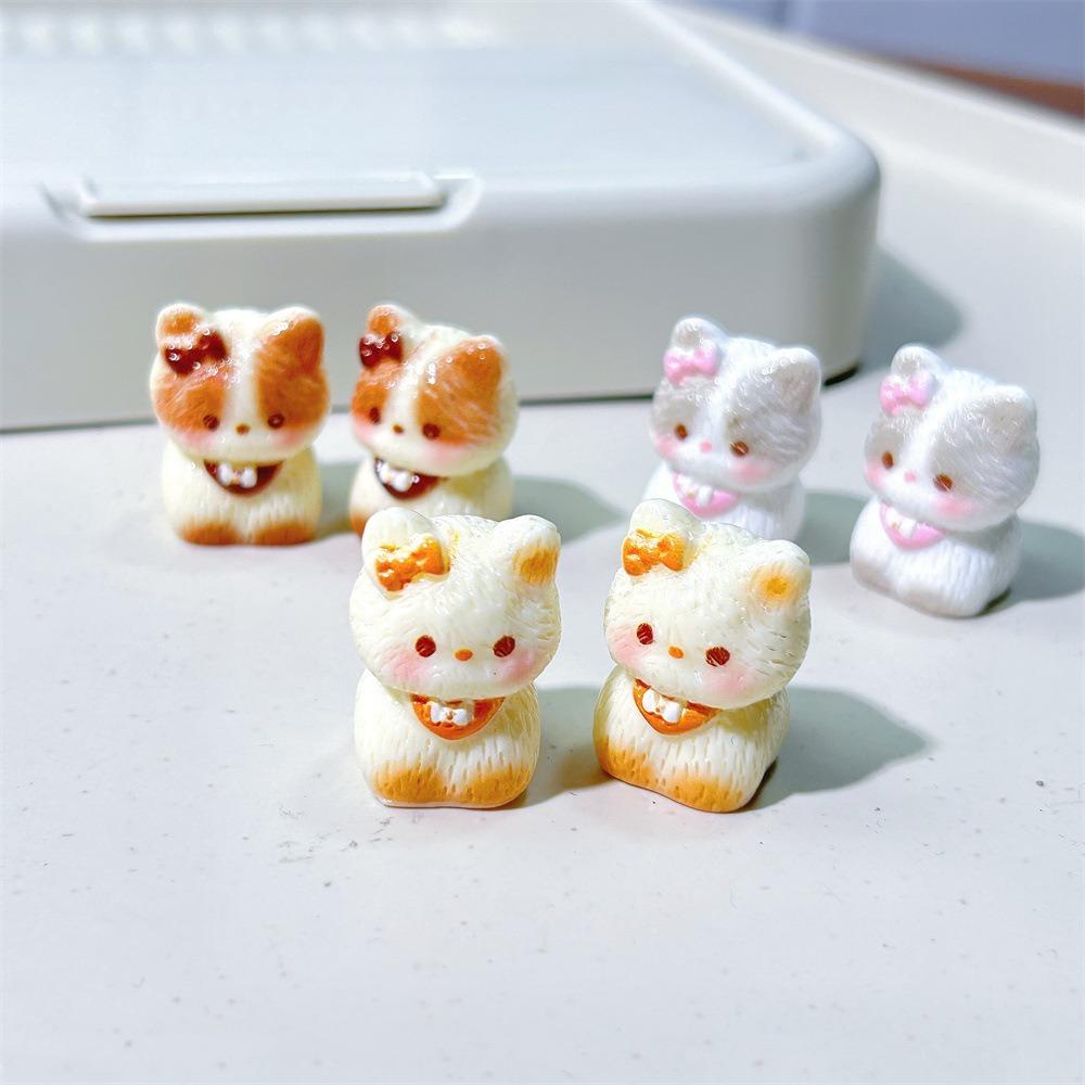 Cartoon Cute Dashboard Accessories Mini Cat Resin Garden Miniature Handicraft Accessories DIY