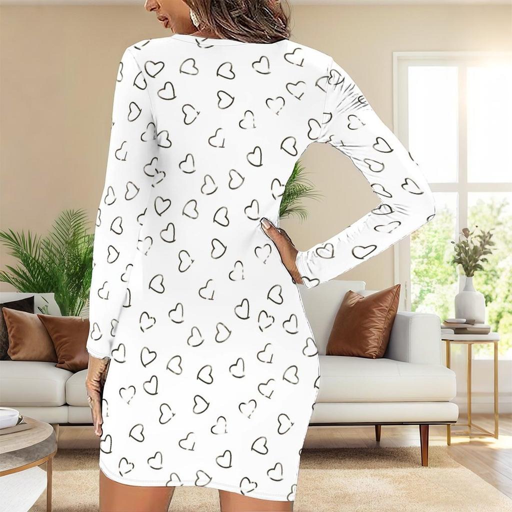 2025 Осень и Зима Новое 3D Принт с Любовным Узором и Окрашивание Женская Мода Платье с Длинным Рукавом и Круглым Вырезом, Облегающее Бедра Ограниченная Серия ко Дню Святого Валентина