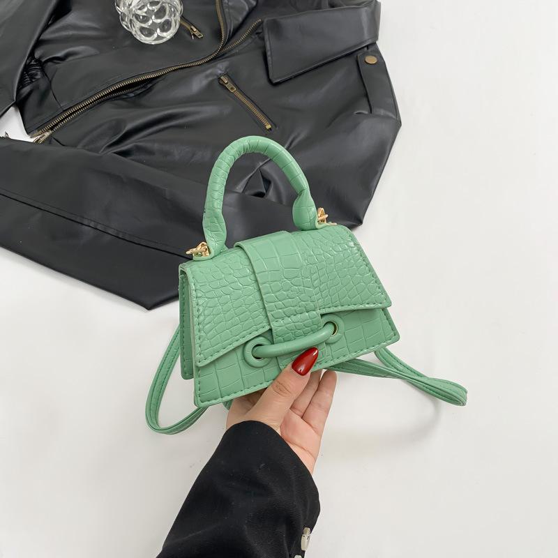 Casual Small Fresh and Fashionable Mini Bag for Women In Spring New Fashionable and Fashionable Texture One-shoulder Crossbody Small Square Bag