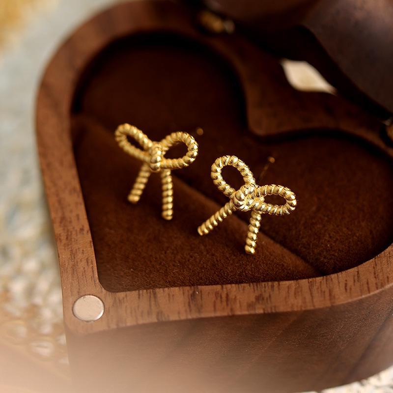 Серьги-бантики в корейском стиле из серебра Banyan Tree S925 для женщин - Sweet Princess Fashion