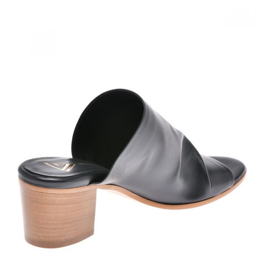 Giampaolo Viozzi Женские мюли Pecoro hS21vio001bk