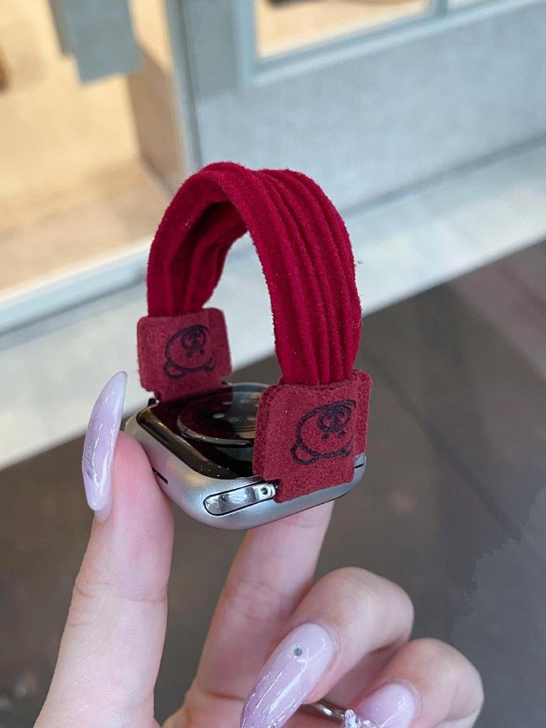 Совместимый ремешок для Apple Watch S10, Ultra, iWatch 9876 поколений и SE - Дизайн «Маленький медвежонок», стиль резинки для волос.