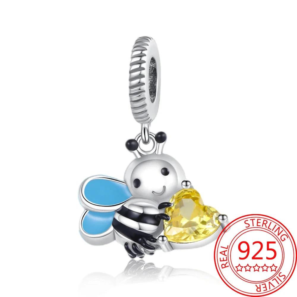 Exquisite Copper Little Monkey Embracing Red Heart Pendant Fit Bracelet Necklaces Party Pairing With Handmade Gifts