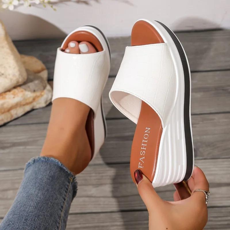 Fashion 2025 New Ladies Shoes Open Toe Women's Slippers Fashion Outdoor Casual Summer Plus Size Comfortable Best Seller Wedge Slippers