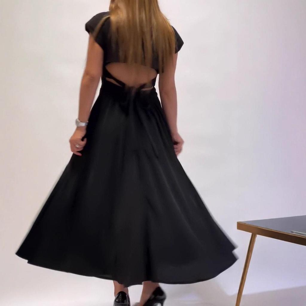 2025 Summer European & American Women's Trendy Backless Waist-cinching Dress