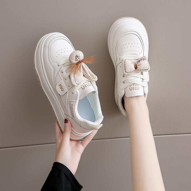 CRLAYDK Women's Platform Fashion Sneakers Classic Cute Skate Shoes Leather Casual Lace Up Comfortable Walking Tennis for Girls