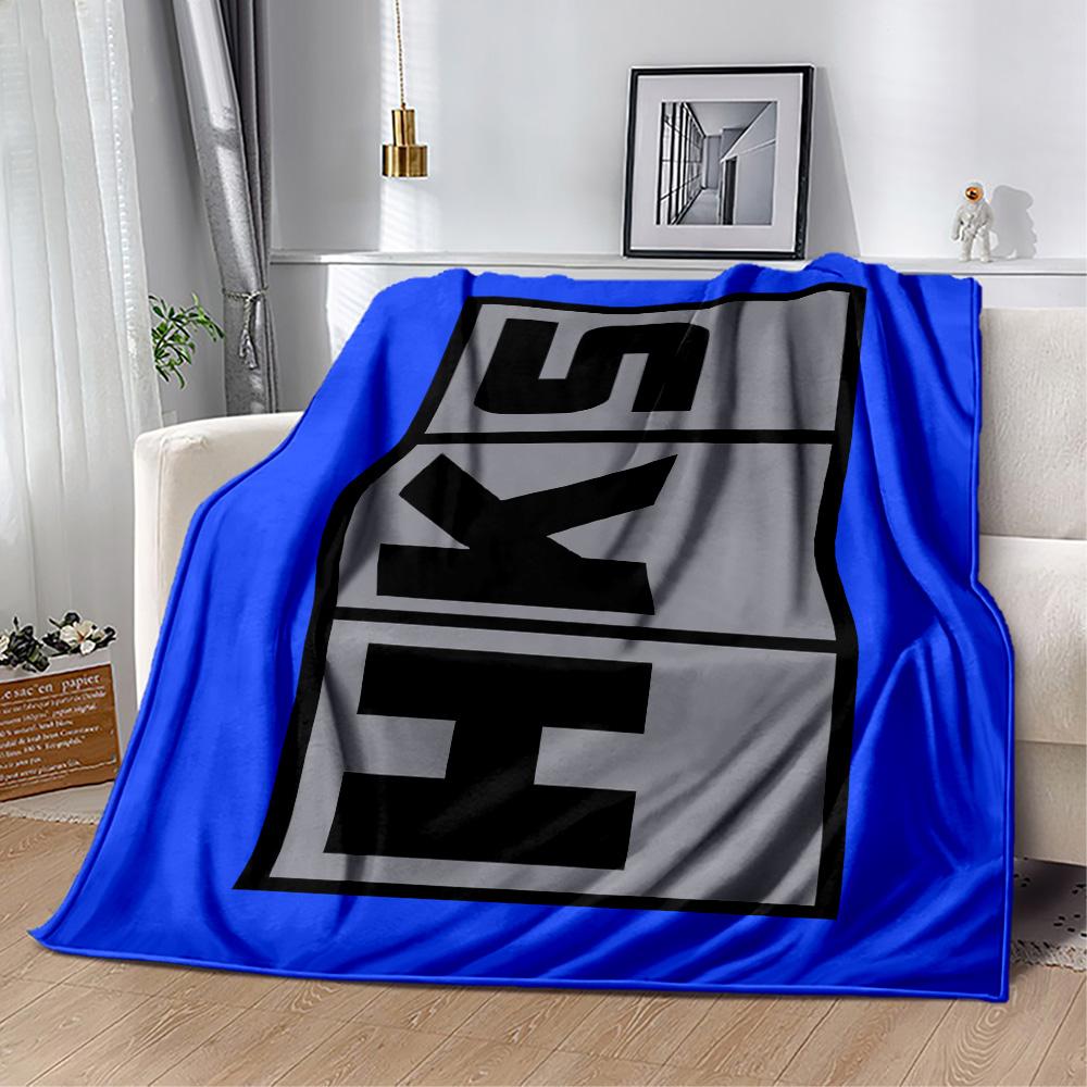 Abstract Urban Graffiti Art Flannel Blanket-Soft and Suitable for Sofas,Beds,Offices,Travel,All Seasons,Great Gift for Holidays and Birthdays.