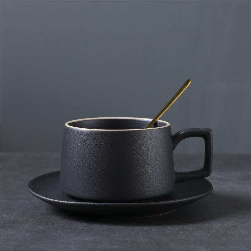 Высококачественная легкая роскошная керамическая кофейная чашка, подарочная чашка, креативный набор кофейных чашек и блюдец, простой для домашнего использования