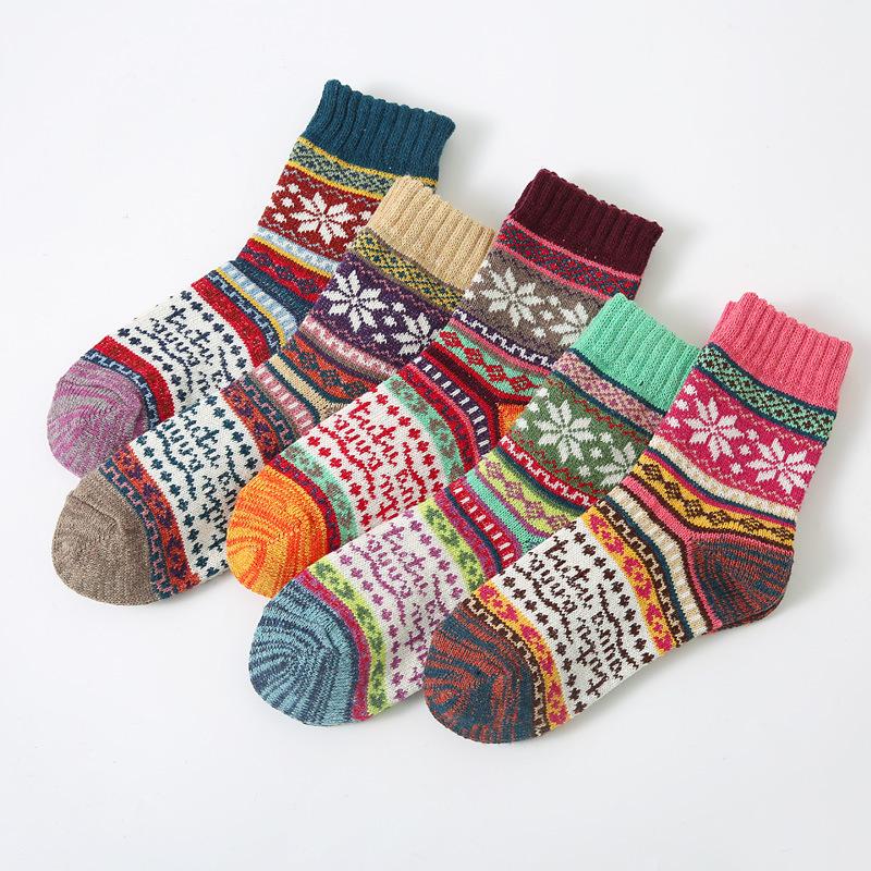 5/10 Pairs Comfortable Casual and Versatile Winter Thickened Socks Women's Warm Cross Stitch Wool Socks Retro Ethnic Style Literary Women's Socks