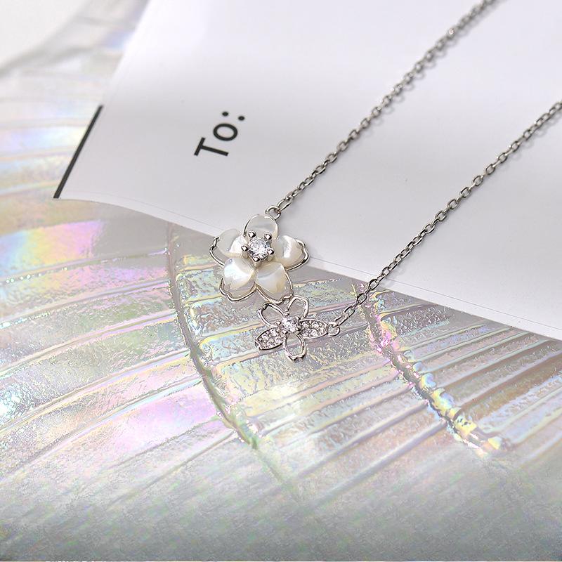 Весеннее нежное цветочное ожерелье с бриллиантами и полыми цветочными цепочками на ключицах, свежее украшение