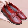 Новая обувь на мягкой подошве, одинарная обувь, весенне-осенние кожаные туфли, удобные и нескользящие, на плоской подошве, рабочая обувь для пожилых, женская обувь для среднего возраста