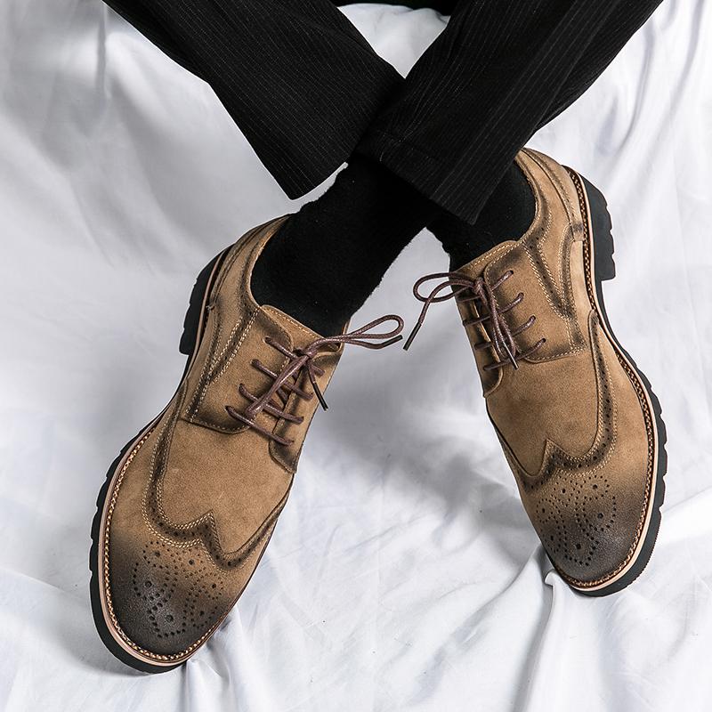 New Handcrafted Luxury Leather Shoes for Men Retro Carved Brogue Shoes Men Lace Up Suede Leather Casual Shoes Oxford
