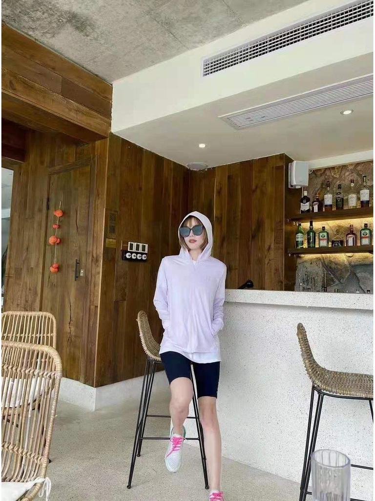 Women's Summer Hooded UV Protection Jacket - Breathable, Lightweight Ice Silk