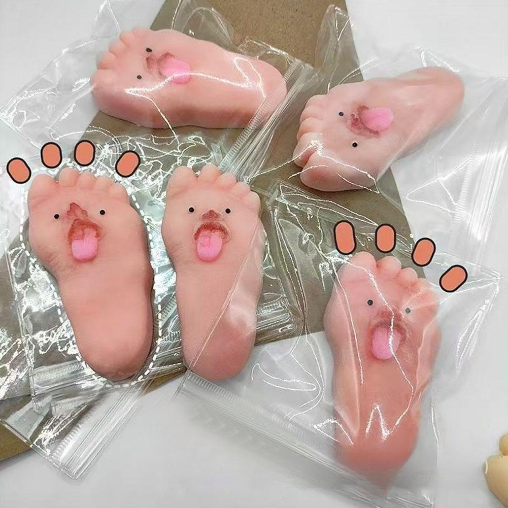 Игрушка-зажималка "Плюющаяся язык, большие ноги" для снятия стресса, игрушка-антистресс, для выплеска эмоций L1T5