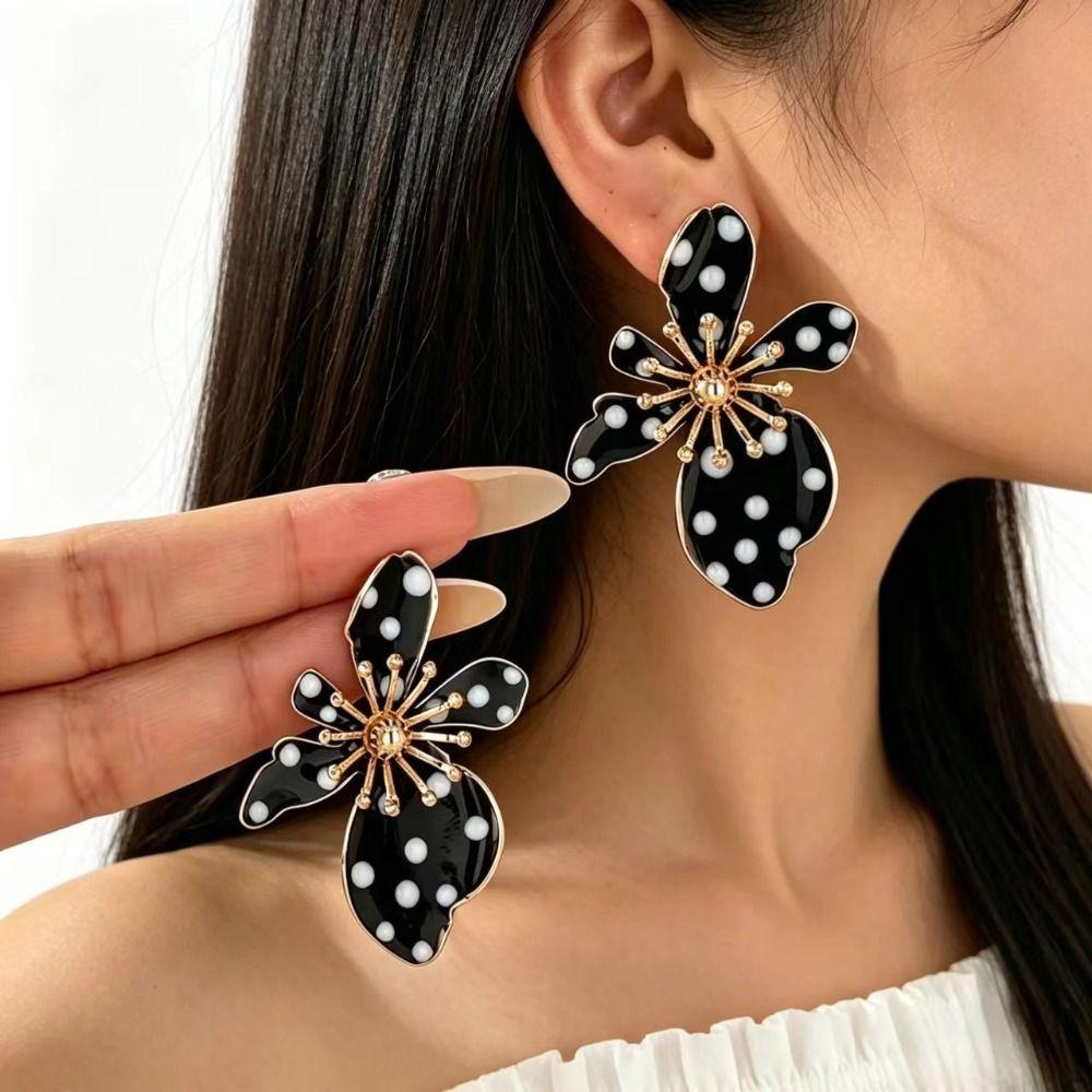 Irregular Shap Large Flower Earrings Wedding French Earrings Fashion Outfit