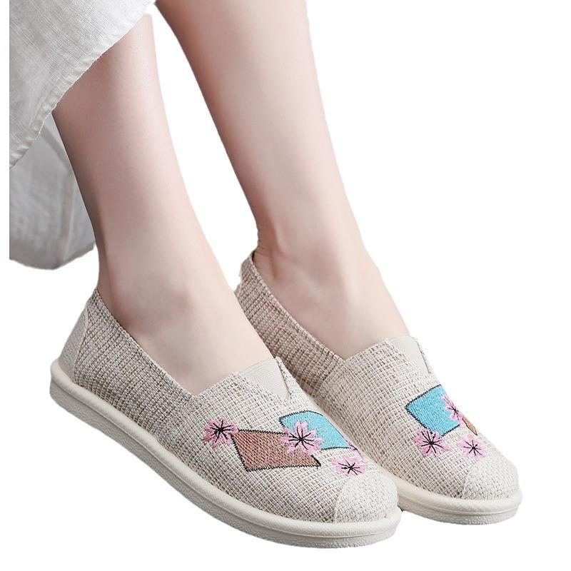Lazy People Pedal Women's Canvas Shoes Breathable and Lightweight New Old Beijing Cloth Shoes Women's Shoes Single Shoes