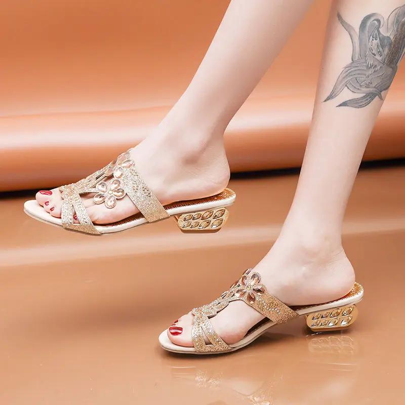 Fashion Rhinestone Women's Slippers and Ladies Sandals Low Heel Korea Style Pvc Vip Shoes Chic Elegant Price Slides On Promotion Unique