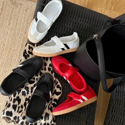 Корейская версия туфель Мэри Джейн на липучке женские 2025 новые универсальные повседневные спортивные туфли на одной педали натуральная кожа немецкие тренировочные туфли женские