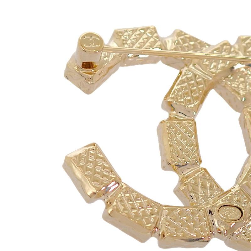 CHANEL  ABB978 Brooch gold metal/crystal Women