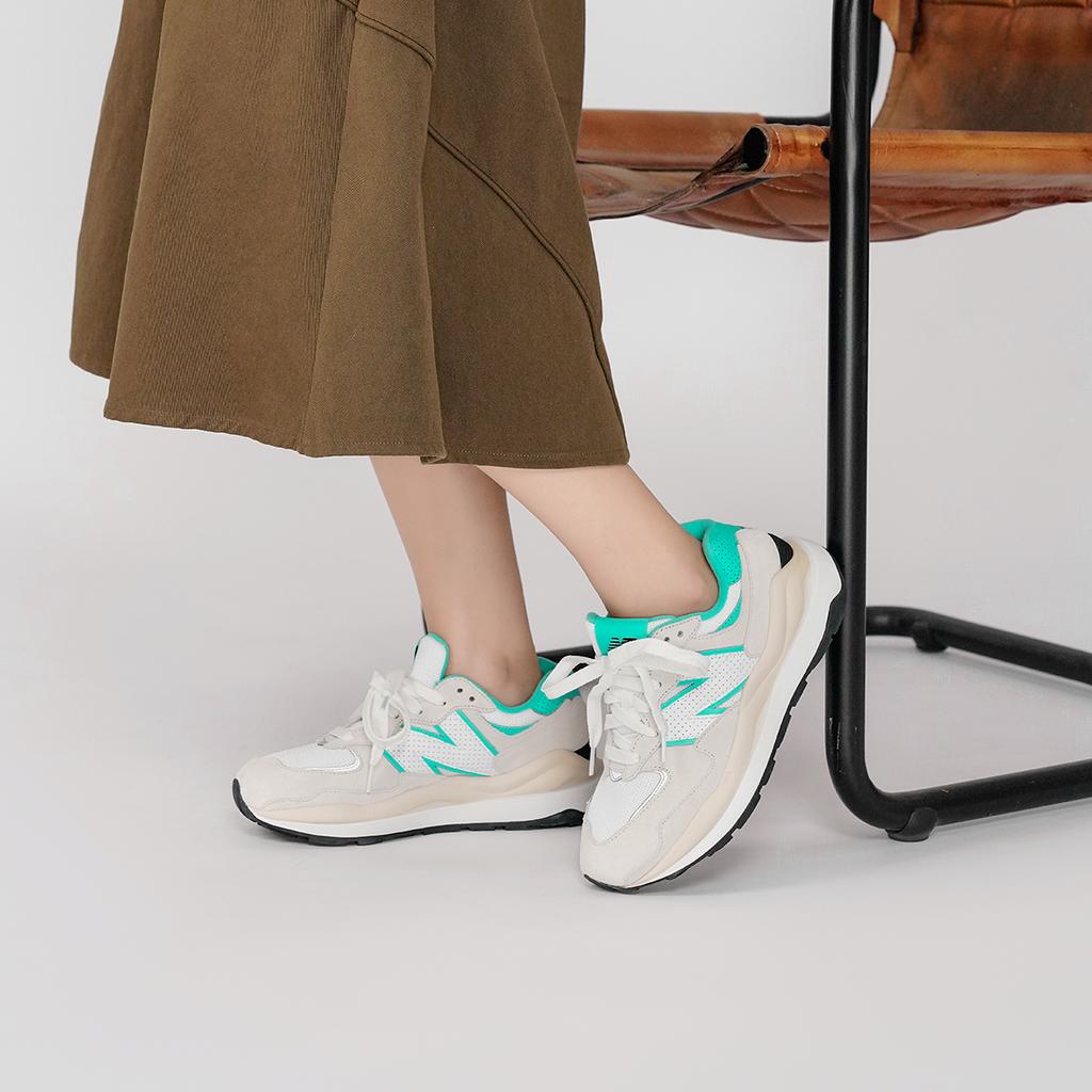 New Balance Женские кроссовки Sea Salt Summer Jade 57/40 кремовые W5740WA1