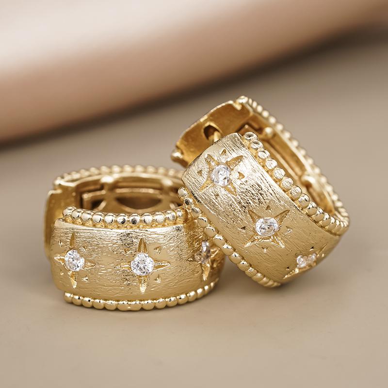 Huitan Luxury Gold Color Circle Women Hoop Earrings Star Engraved Design Inlaid Bright CZ Fancy Accessories Zircon for Wedding
