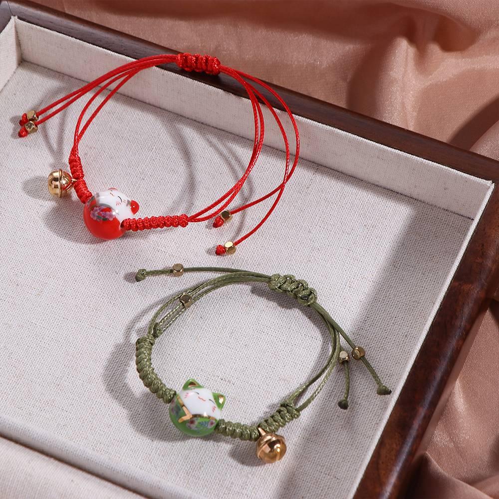 Милый браслет для влюбленных с колокольчиком Манеки Неко Женское кольцо на руку Красная плетеная веревка Украшения в китайском стиле