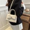 New Bag Women's 2025 New High-end Summer Versatile Shoulder Messenger Bag Portable Bow Small Square Bag