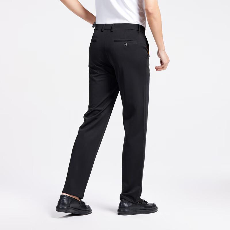 Мужские брюки прямого кроя в стиле business casual