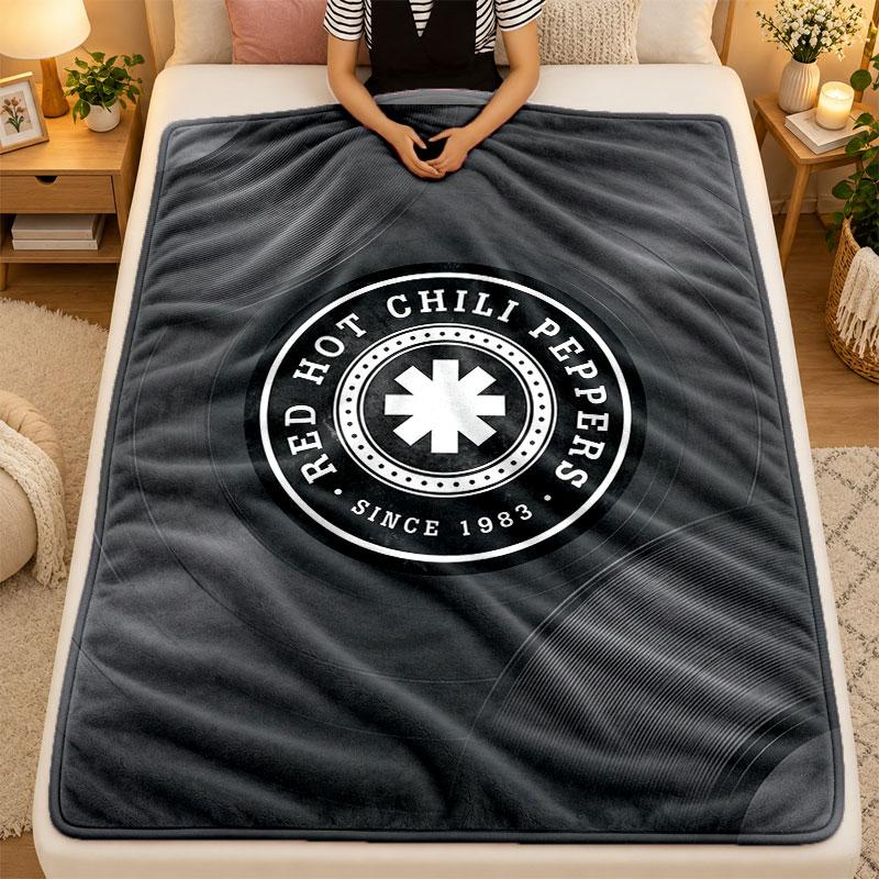 Flannel BlanketRed Hot Chili Peppers Warm Soft Throw Blanket for Indoor Sofa Bed Living Room Use
