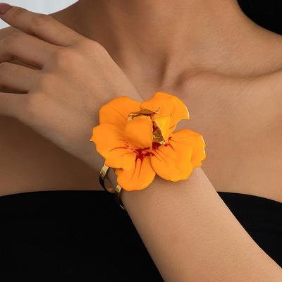 Модный браслет для женщин Дамы