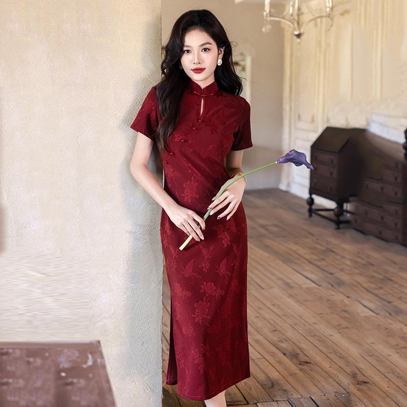 Water drop collar red national style new Chinese long cheongsam improved young women's high-end sense retro slim spring and summer