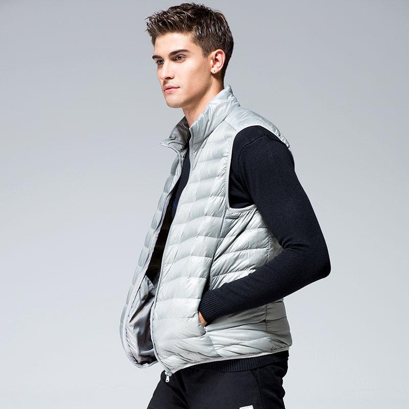 Winter Portable Casual Sleeveless Lightweight Fashion Brand Men Down Vest Coats Plus Size