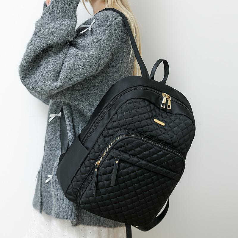 Travel Backpack Women's Large Capacity Lightweight Backpack School Bag