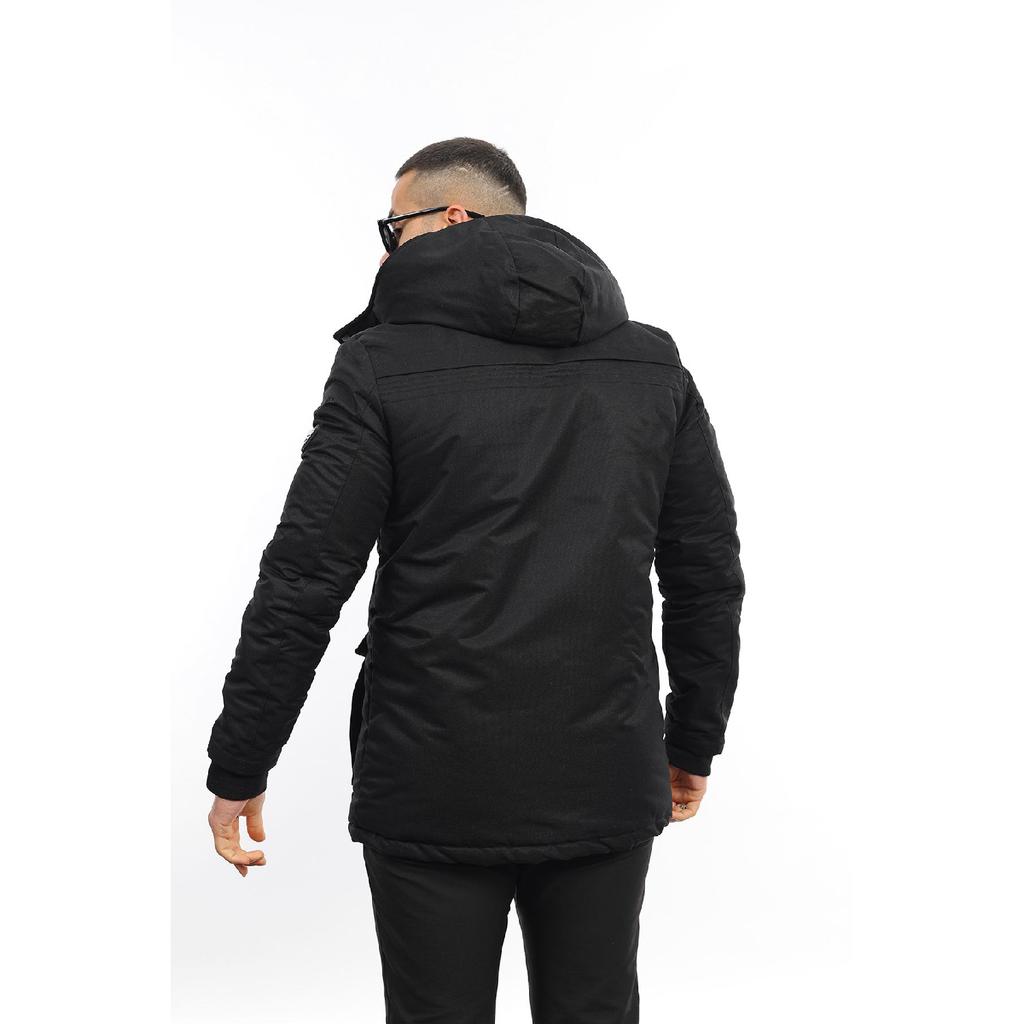 Зимнее мужское пальто на меховой подкладке