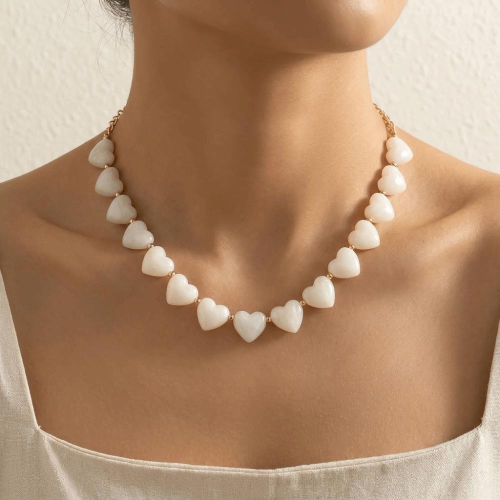 Love Heart Women Clavicle Chain Choker Sweater Chain Retro Acrylic Necklace Vacation